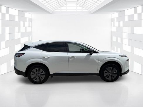 Certified 2025 Nissan Murano SL w/ Cargo Package AWD/4WD image 8