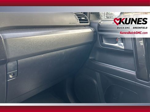 Used 2024 Toyota 4Runner TRD Off-Road image 21