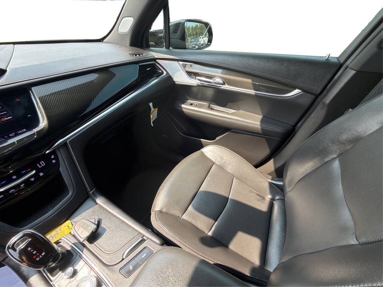 Used 2023 Cadillac XT6 Sport w/ Technology Package AWD/4WD image 43