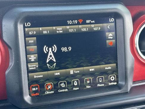 Used 2021 Jeep Wrangler Unlimited Rubicon AWD/4WD image 18