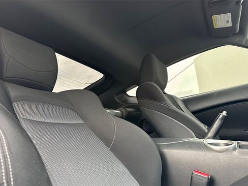 Used 2009 Nissan 370Z Touring w/ Sport Pkg image 14