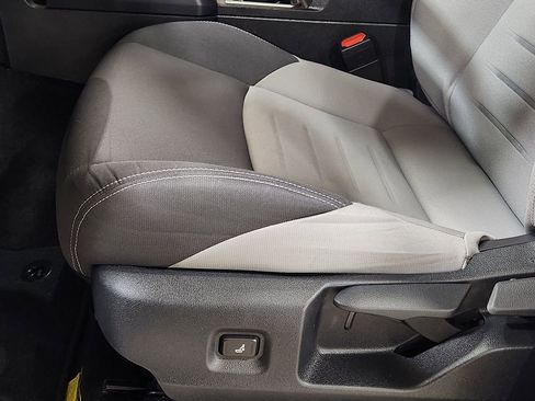 Used 2024 Toyota Tacoma TRD Off-Road image 44