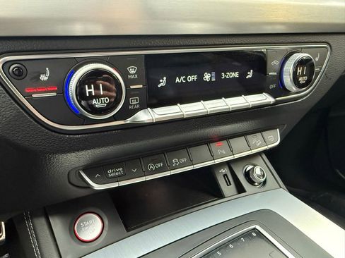 Used 2019 Audi SQ5 Premium Plus w/ Premium Plus Package image 12