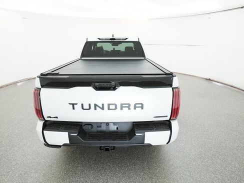 New 2025 Toyota Tundra Platinum image 29