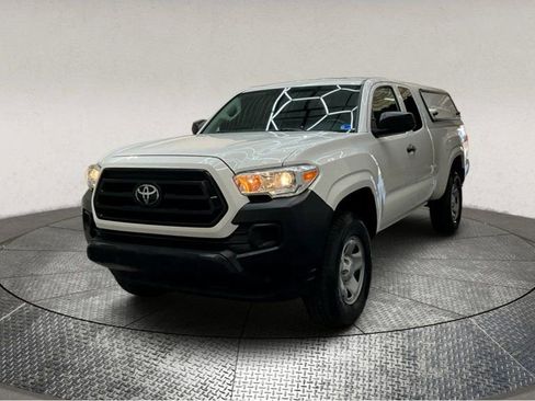Used 2021 Toyota Tacoma SR image 4