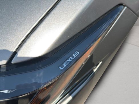 Used 2019 Lexus ES 350 F Sport w/ Accessory Package FWD image 12