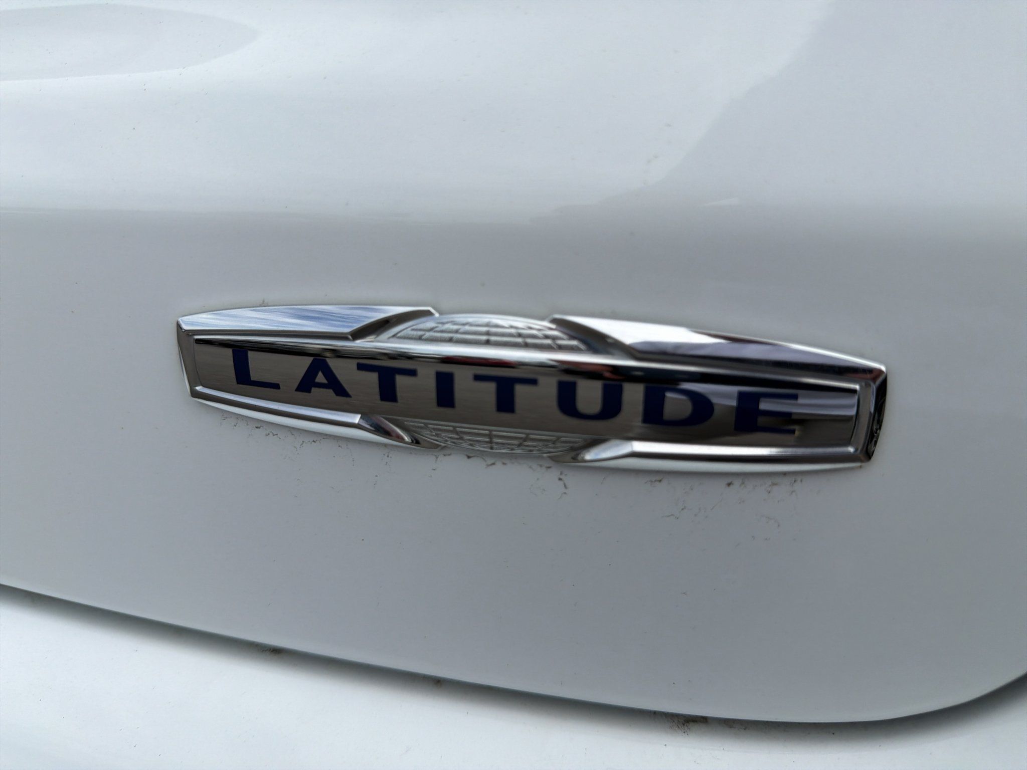 Used 2024 Jeep Compass Latitude AWD/4WD image 7