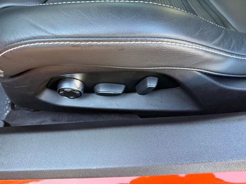 Used 2020 Chevrolet Corvette Stingray Premium Cpe w/ 3LT Preferred Equipment Group image 8