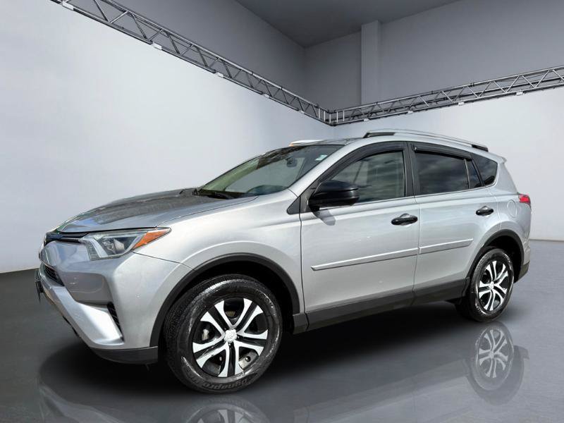 Used 2018 Toyota RAV4 LE w/ All Weather Liner Package AWD/4WD image 11