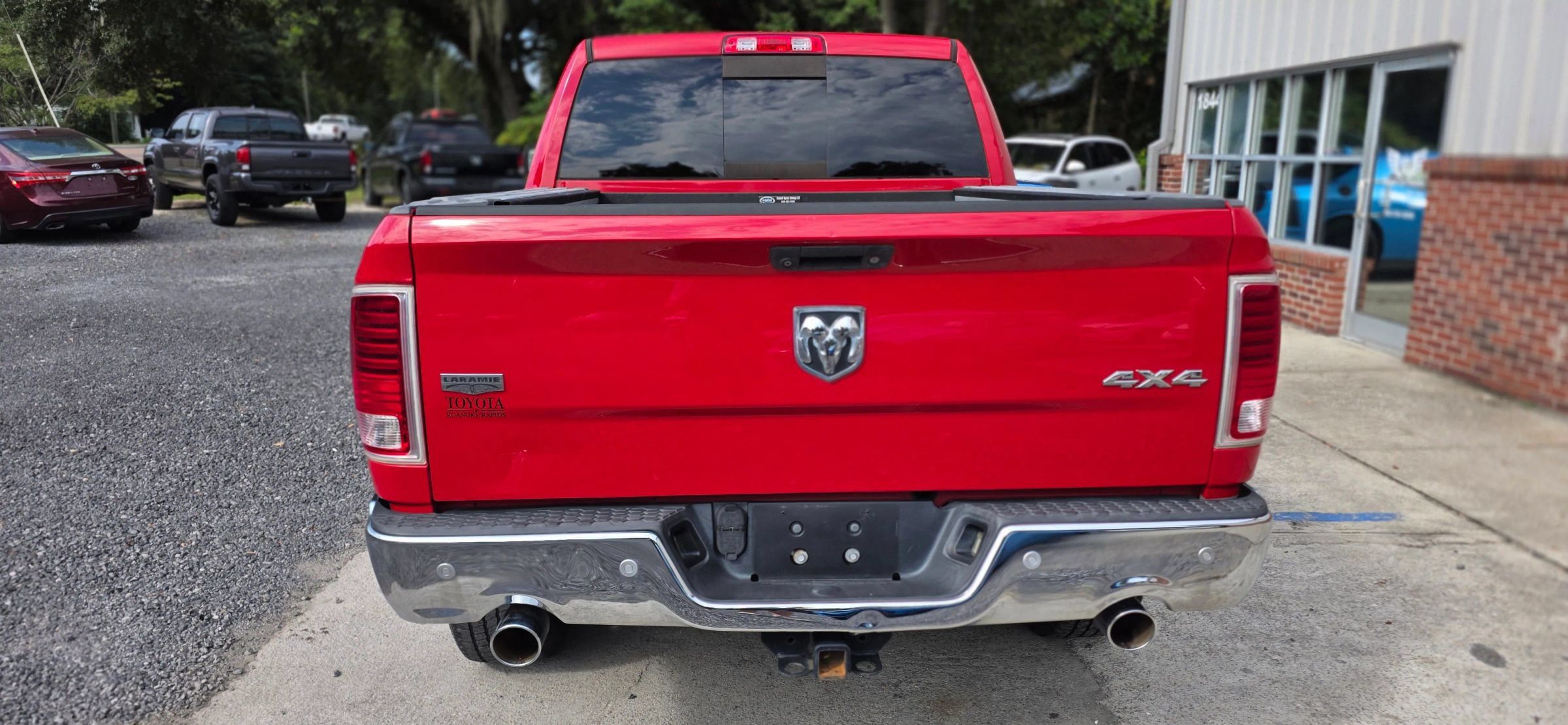 Used 2014 RAM 1500 Laramie w/ Convenience Group AWD/4WD image 7