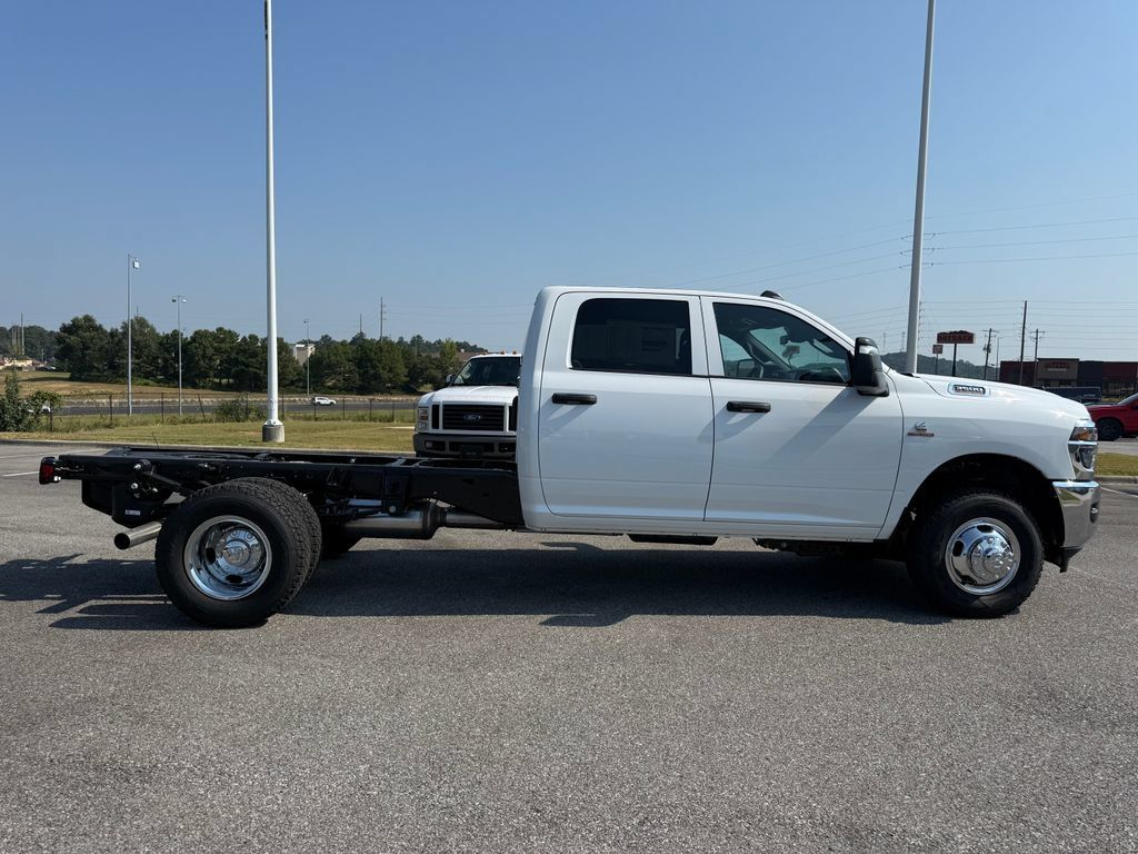 New 2027 RAM 3500 Tradesman w/ Chrome Appearance Group A AWD/4WD image 28