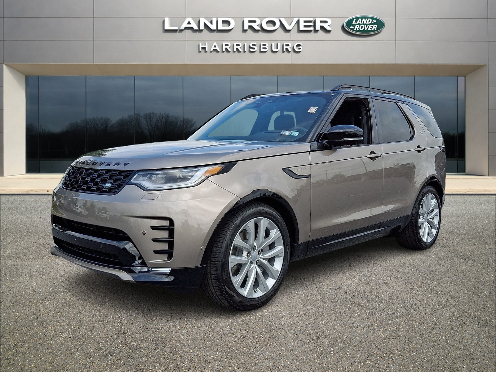 New 2026 Land Rover Discovery Dynamic SE AWD/4WD image 1