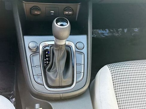 Certified 2023 Hyundai Kona SE image 16