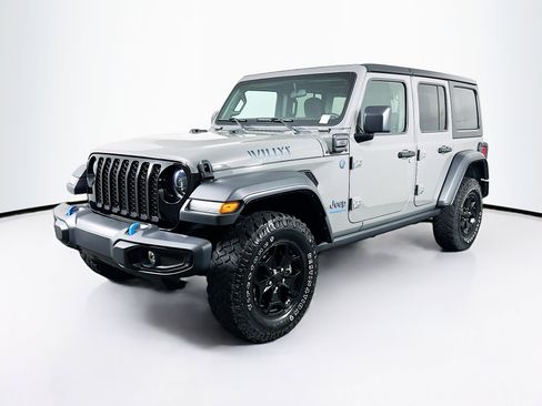 Used 2023 Jeep Wrangler Unlimited image 3