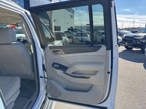 Used 2018 GMC Yukon XL Denali w/ Denali Ultimate Package image 21
