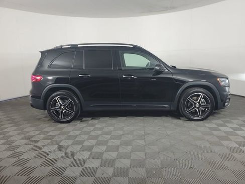 Used 2024 Mercedes-Benz GLB 250 image 3