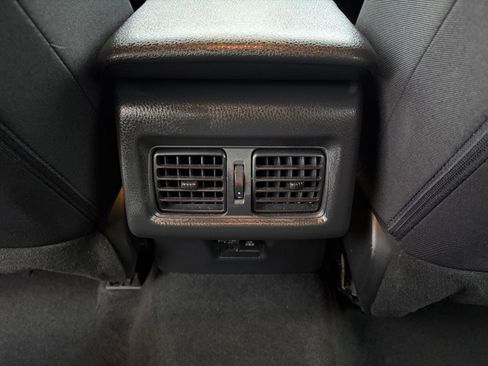 Used 2025 Toyota Camry LE image 22