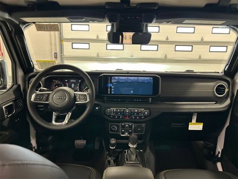 New 2026 Jeep Wrangler Sahara image 31