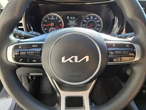 Used 2022 Kia K5 LXS image 21