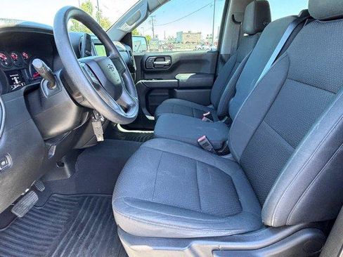 Used 2019 Chevrolet Silverado 1500 Custom Trail Boss w/ Custom Convenience Package AWD/4WD image 16