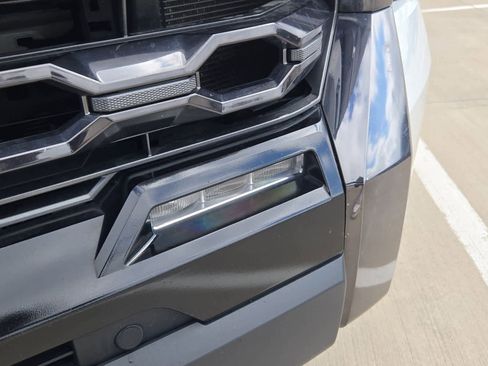 Used 2023 Toyota Tundra Platinum w/ Advanced Package image 10