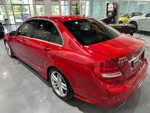 Used 2013 Mercedes-Benz C 250 Sedan image 21