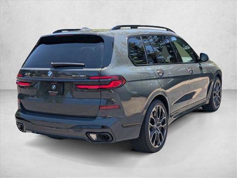 Used 2025 BMW X7 xDrive40i w/ M Sport Package image 2