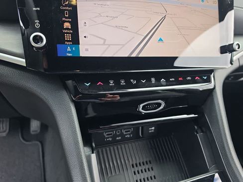 New 2026 Jeep Grand Cherokee L 4WD image 19