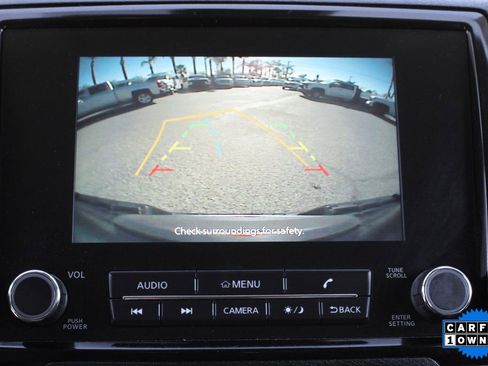 Used 2022 Nissan Frontier SV w/ Technology Package image 31