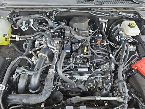 Used 2024 Ford Ranger XLT w/ FX4 Off-Road Package image 23