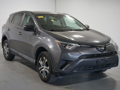 Used 2018 Toyota RAV4 LE w/ All Weather Liner Package image 3