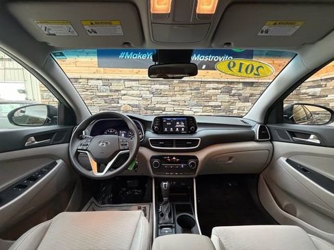 Used 2019 Hyundai Tucson SE image 16