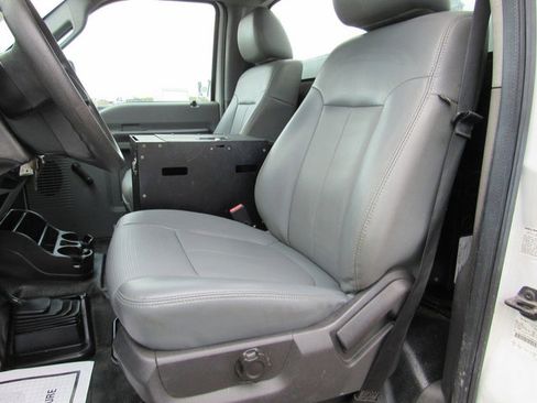 Used 2012 Ford F550 4x4 Regular Cab Super Duty w/ Payload Upgrade Pkg image 29