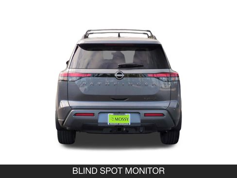 New 2026 Nissan Pathfinder Platinum w/ Cargo Package image 9
