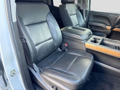 Used 2017 Chevrolet Silverado 3500 LTZ w/ Duramax Plus Package image 22