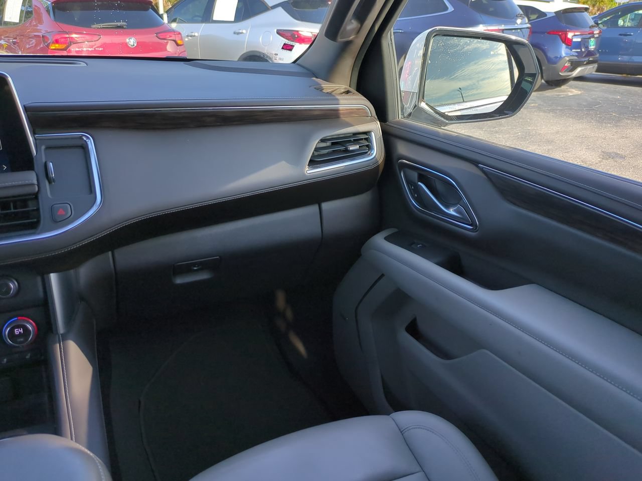 Used 2022 Chevrolet Tahoe LT w/ LT Signature Plus Package RWD image 17