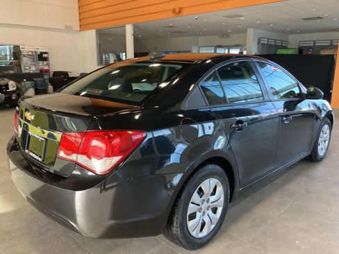 Used 2015 Chevrolet Cruze LS image 5