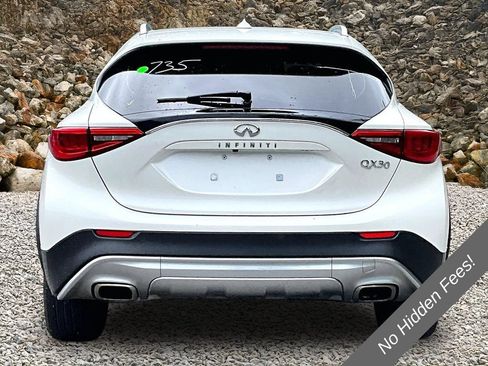 Used 2018 INFINITI QX30 AWD image 4