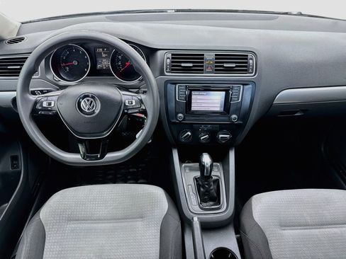 Used 2017 Volkswagen Jetta S FWD image 14