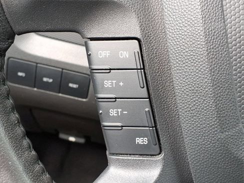 Used 2012 Ford Escape XLT AWD/4WD image 22