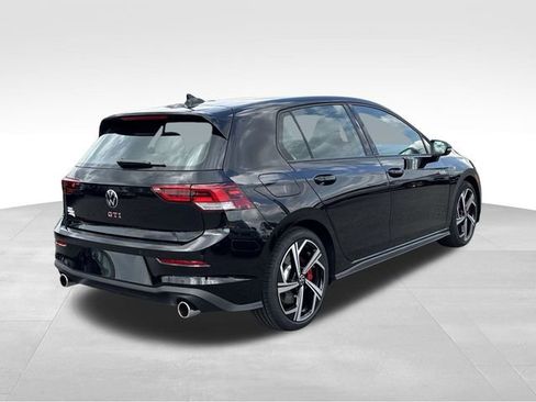 New 2025 Volkswagen GTI SE image 5
