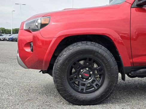 Used 2023 Toyota 4Runner TRD Off-Road Premium w/ Moonroof Package AWD/4WD image 9