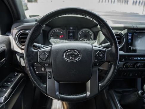 Used 2016 Toyota Tacoma TRD Sport w/ Premium & Technology Package AWD/4WD image 35