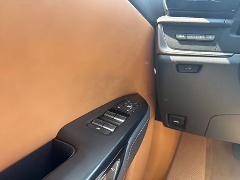 Used 2024 Lexus RZ 300e Premium w/ Accessory Package (Z1) FWD image 29