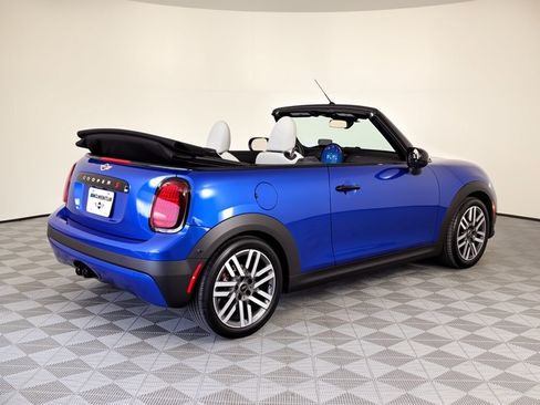 Used 2025 MINI Cooper S FWD image 9