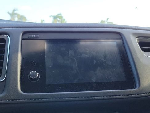 Used 2022 Honda HR-V EX image 18