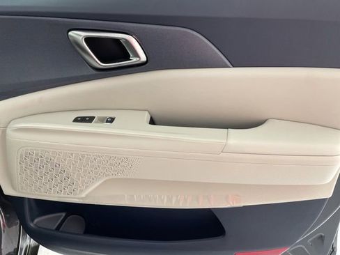 New 2026 Kia Carnival EX image 48