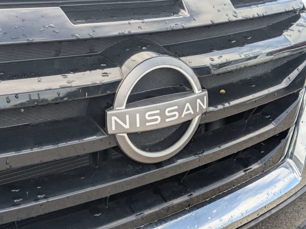 Used 2022 Nissan Pathfinder SV FWD image 11