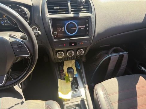 Used 2018 Mitsubishi Outlander Sport SE image 21