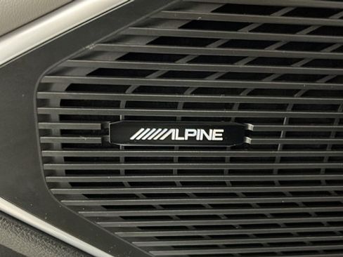 Used 2023 Jeep Wagoneer 4WD w/ Premium Group I image 37